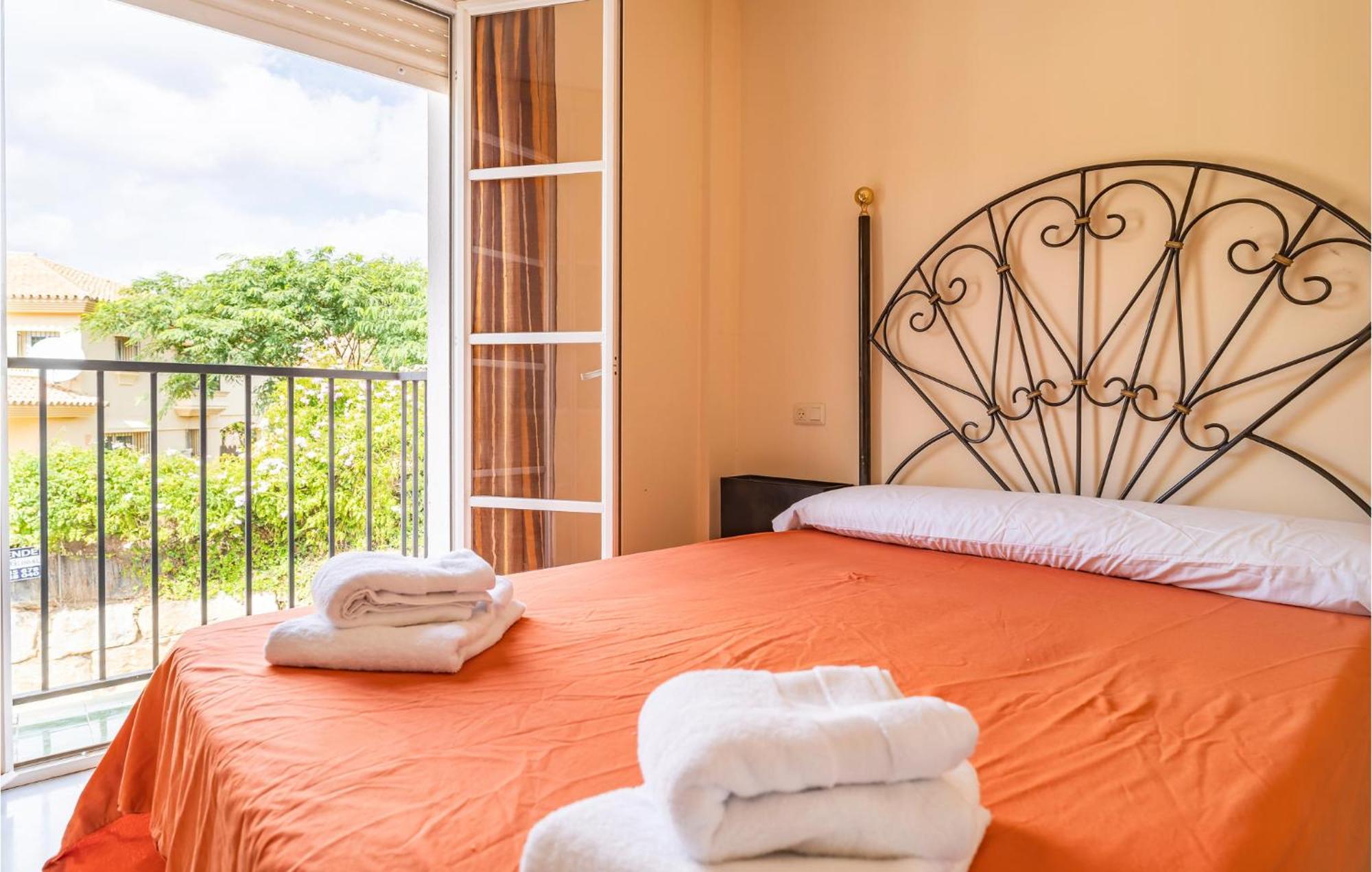 2 Bedroom Gorgeous In * Málaga